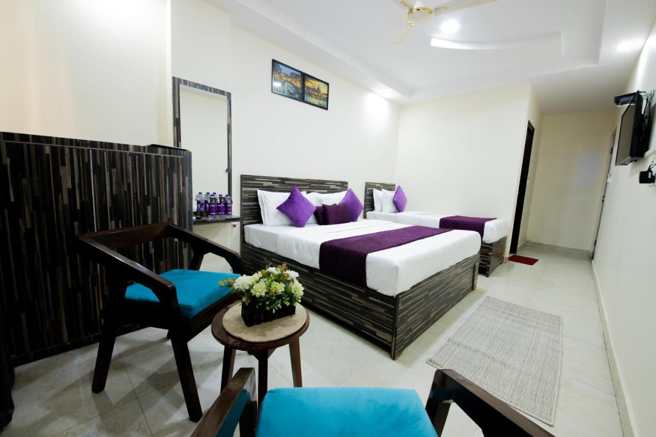 Umra Grace - Hotel In Haridwar By Perfect Stayz Exteriör bild