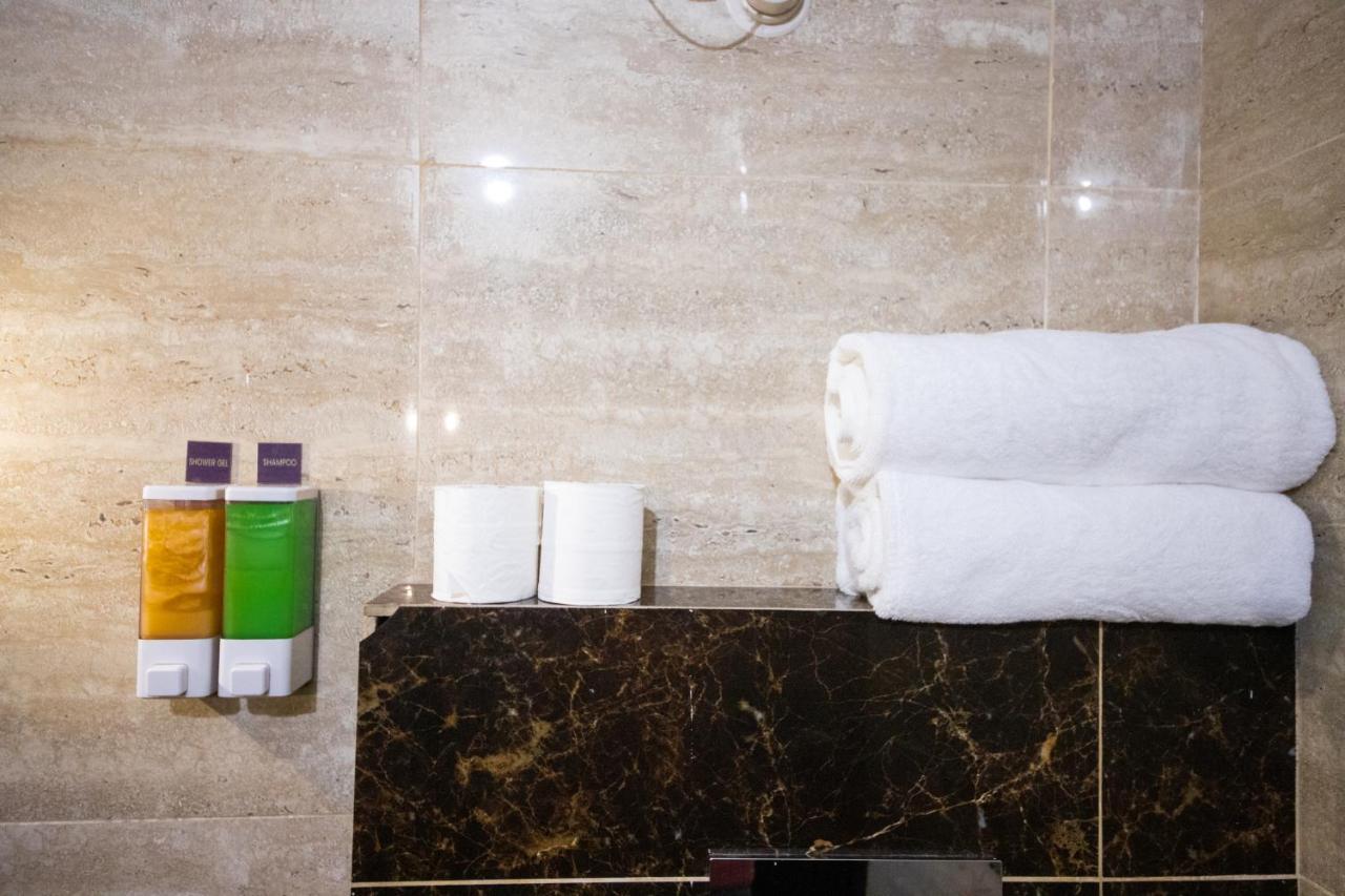 Umra Grace - Hotel In Haridwar By Perfect Stayz Exteriör bild