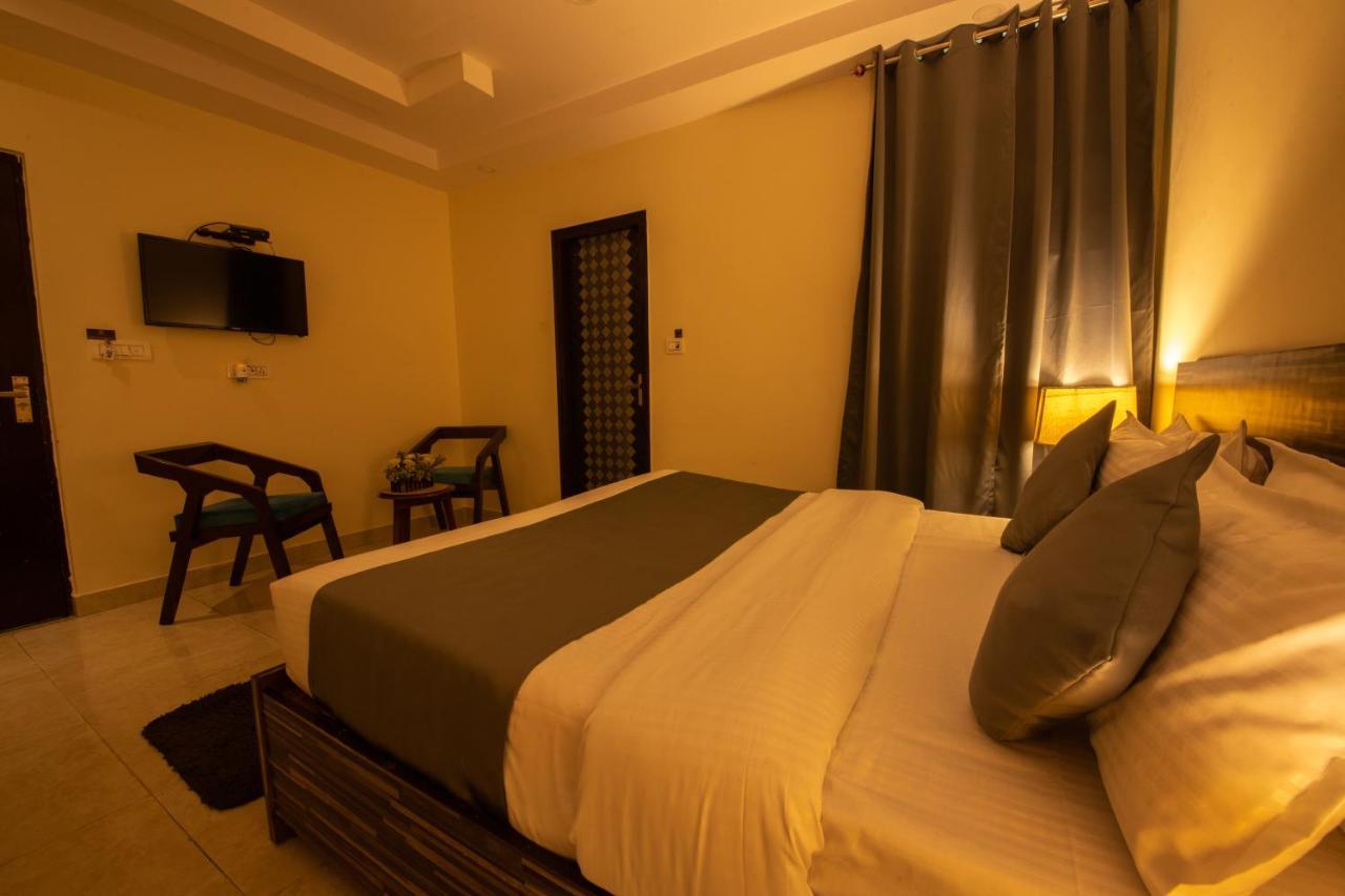 Umra Grace - Hotel In Haridwar By Perfect Stayz Exteriör bild