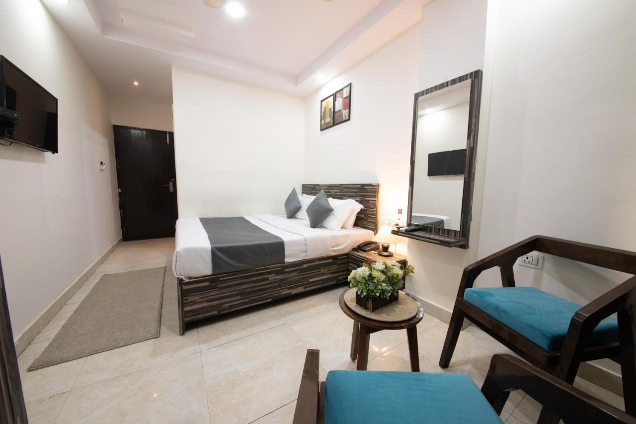 Umra Grace - Hotel In Haridwar By Perfect Stayz Exteriör bild